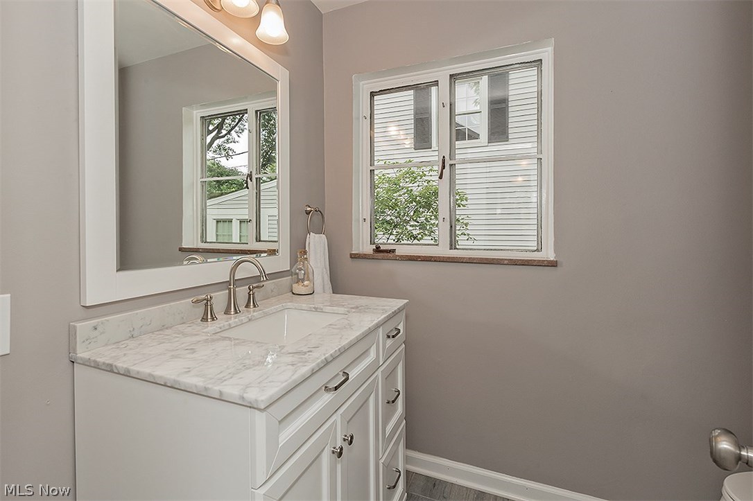 23897 Wimbledon Road Shaker Heights, OH 44122 - Photo 14 of 35 Gallery Image 14