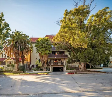 $5,300,000 | 1825 North Gramercy Place, Los Angeles, CA 90028