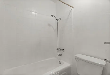 $5,300,000 | 1825 North Gramercy Place, Los Angeles, CA 90028