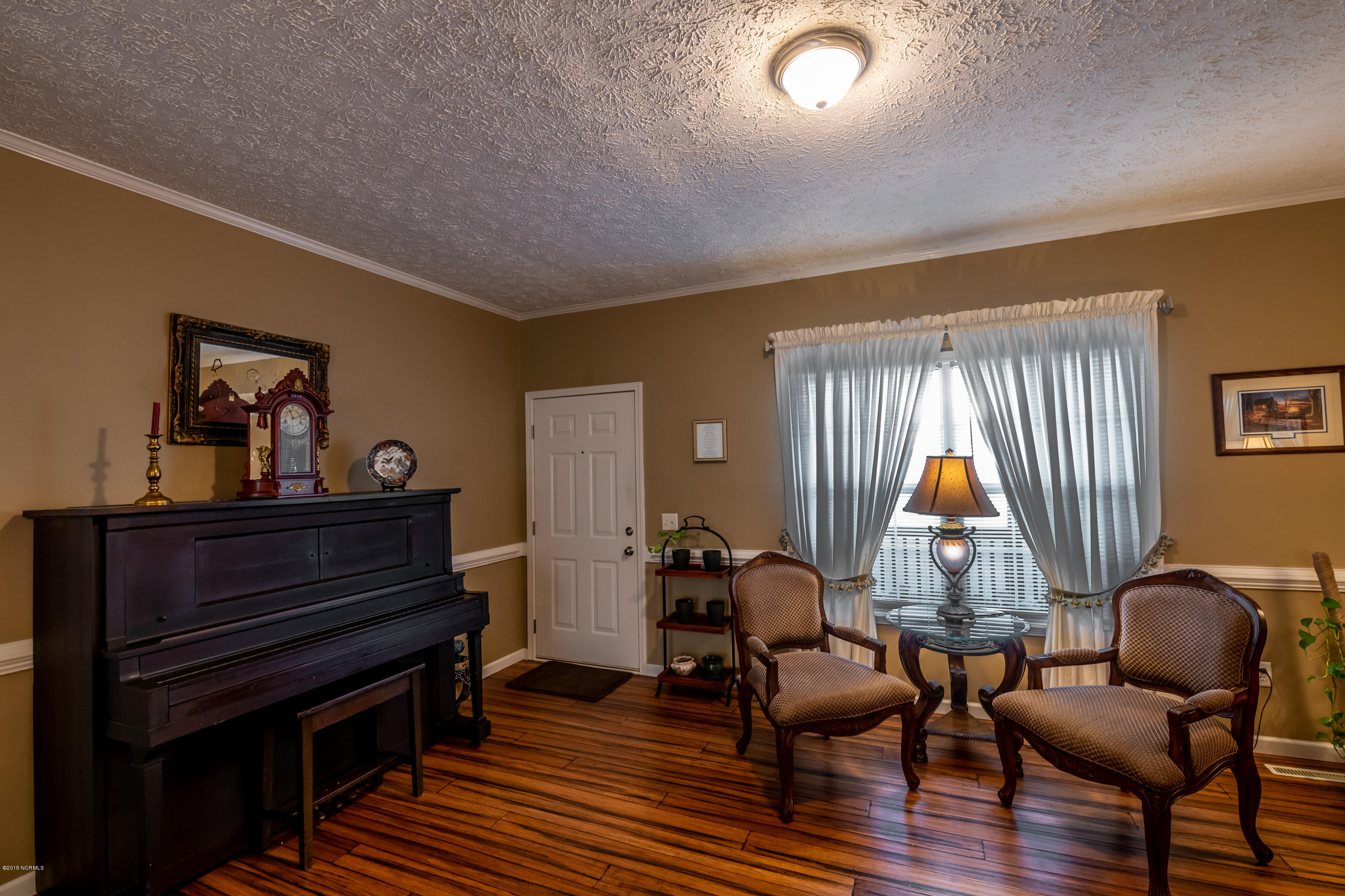 6141 Squirrel Den Road Bailey, NC 27807 - Photo 14 of 29 Entrance/Music/Sitting Area