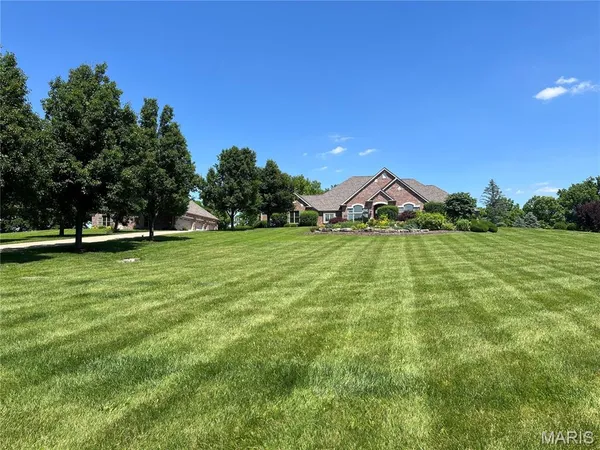 $1,400,000 | 220 Northlind Drive, Defiance, MO 63341