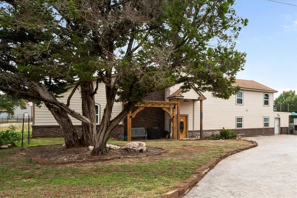 $640,000 | 419 Sky Harbour Court, Granbury, TX 76049
