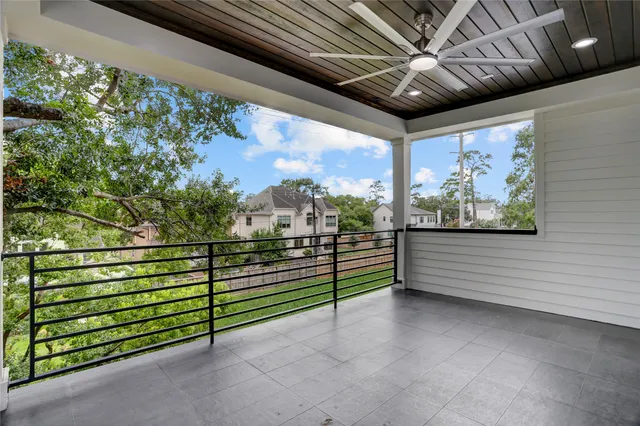 $2,099,999 | 1906 West 14th Street, Houston, TX 77008