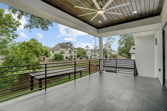 $2,099,999 | 1906 West 14th Street, Houston, TX 77008