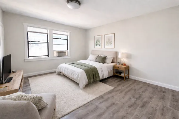 $1,450 | 839 West Sheridan Road, Unit 205, Chicago, IL 60613