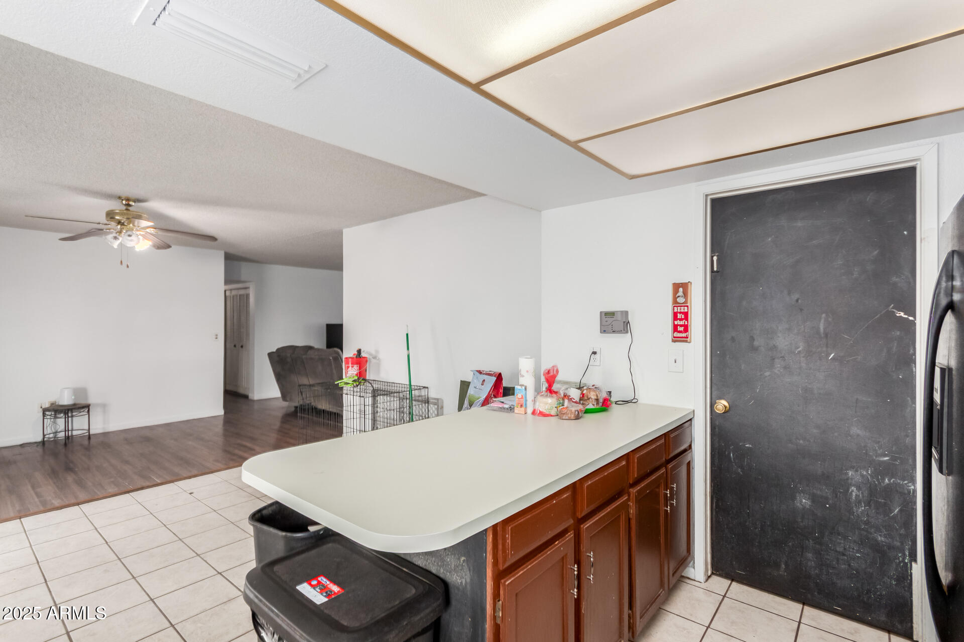 8536 North 42nd Drive Phoenix, AZ 85051 - Photo 5 of 39