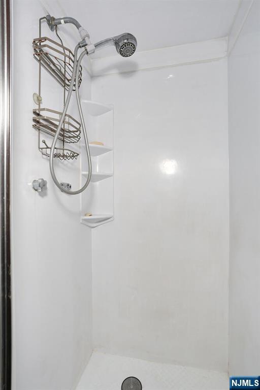 3 Horizon Road, Unit 1432 Fort Lee, NJ 07024 - Photo 36 of 49 a bathroom with a shower