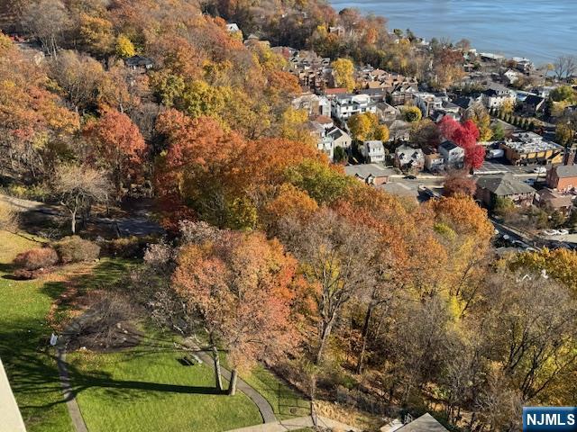 3 Horizon Road, Unit 1432 Fort Lee, NJ 07024 - Photo 48 of 49 a view of outdoor space with green space