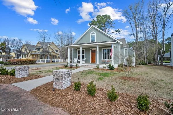 $825,000 | 226 Coosaw Point Boulevard, Beaufort, SC 29907