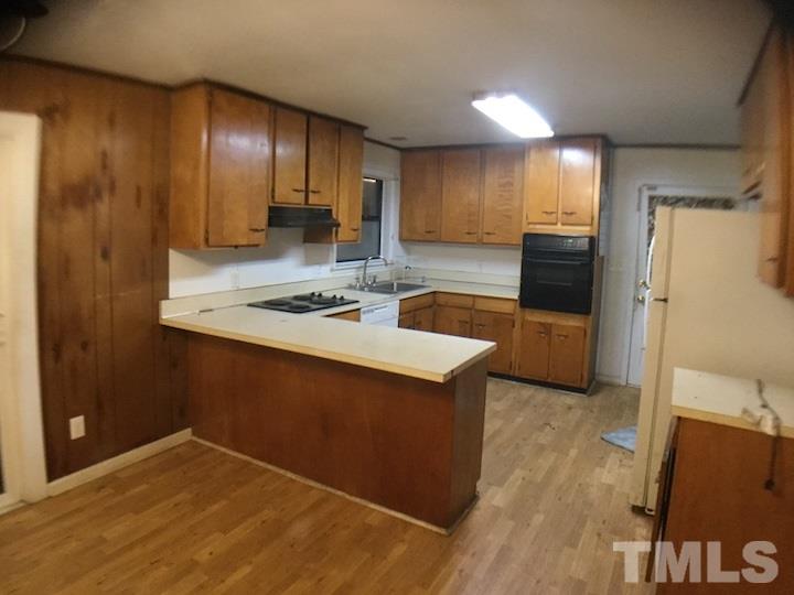 914 Ralph Drive Cary, NC 27511 - Photo 3 of 5 Gallery Image 3