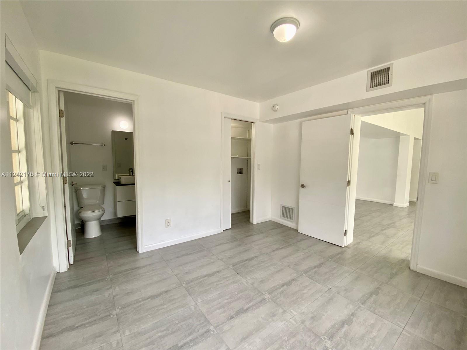 1201 South Biscayne Point Road Miami Beach, FL 33141 - Photo 15 of 62
