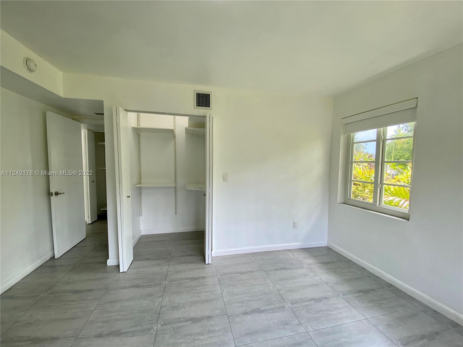 1201 South Biscayne Point Road Miami Beach, FL 33141 - Photo 20 of 62