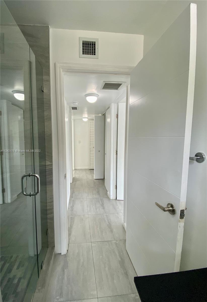 1201 South Biscayne Point Road Miami Beach, FL 33141 - Photo 24 of 62
