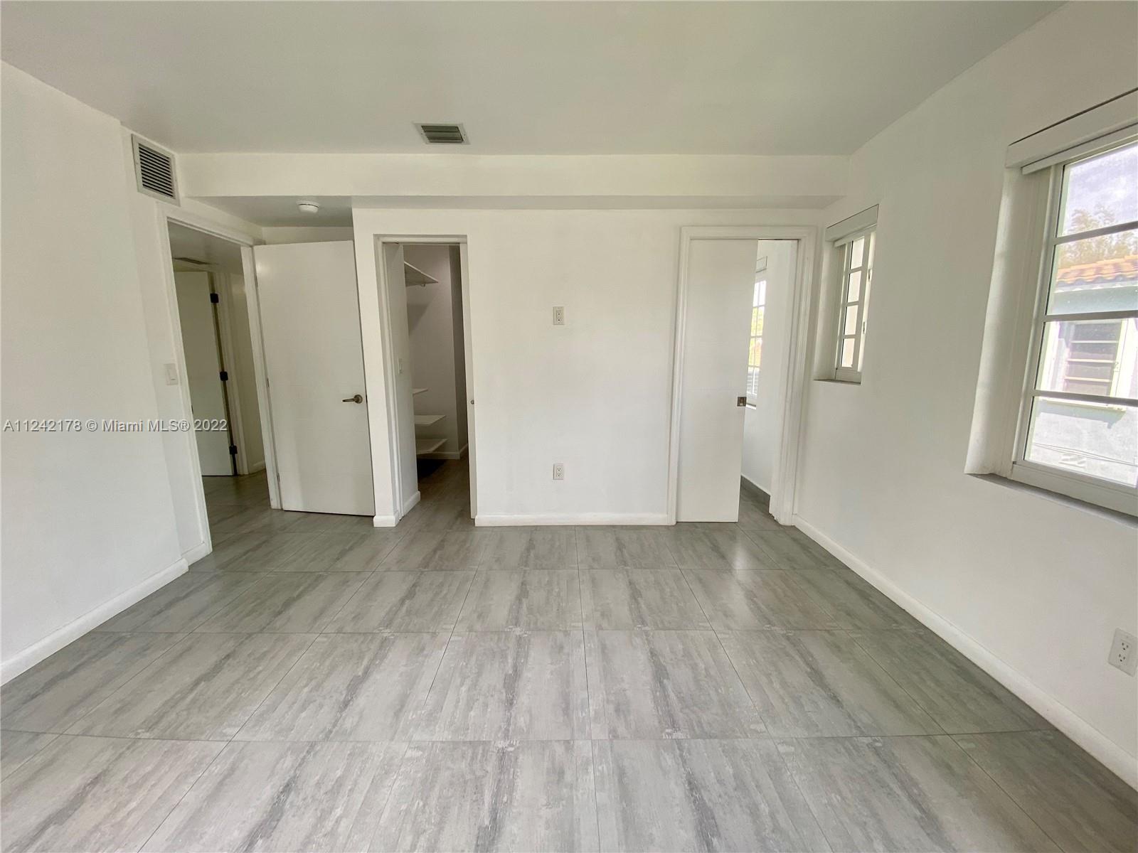 1201 South Biscayne Point Road Miami Beach, FL 33141 - Photo 28 of 62