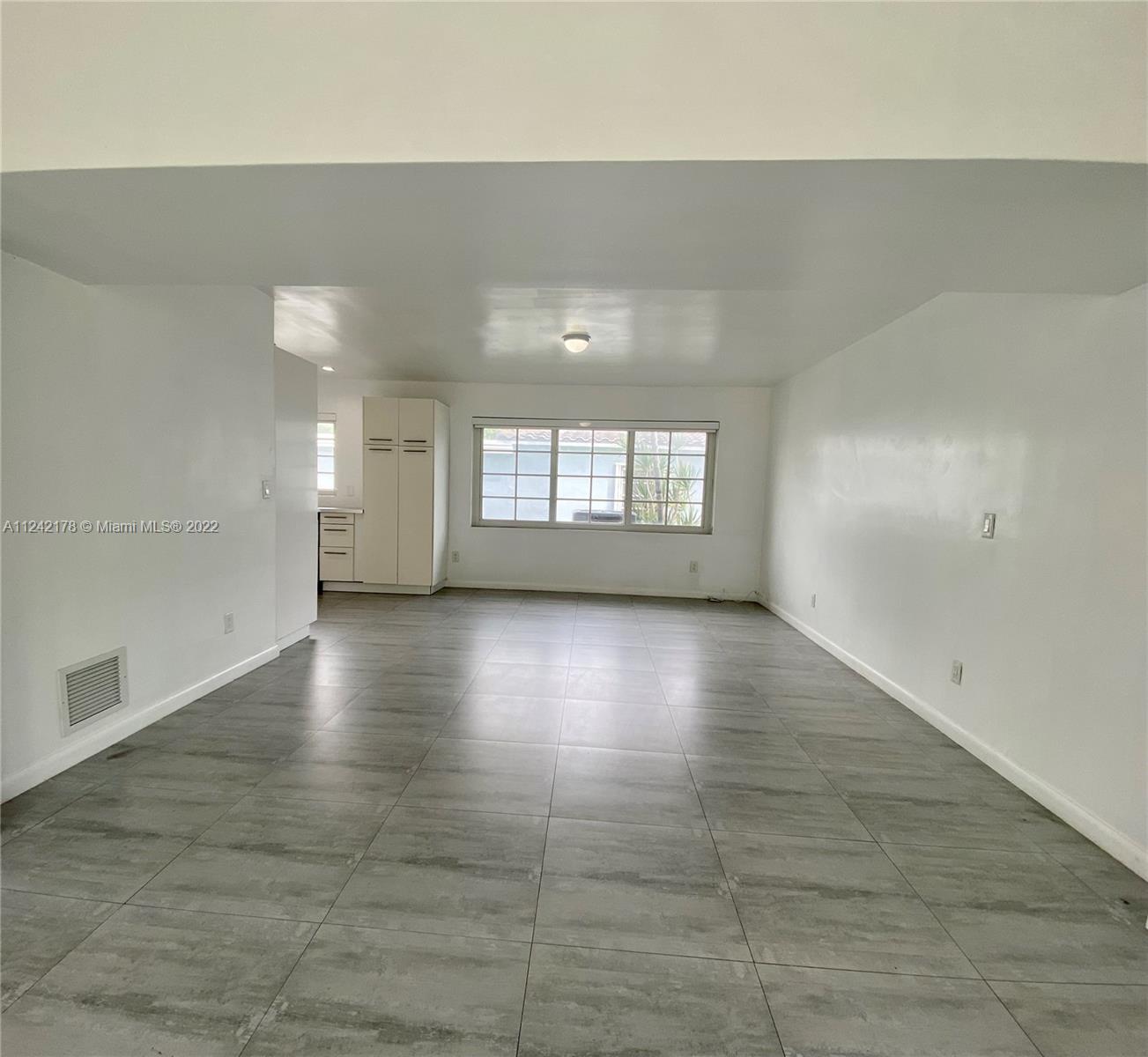 1201 South Biscayne Point Road Miami Beach, FL 33141 - Photo 6 of 62