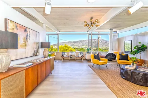 $999,000 | 8554 Day Street, Sunland, CA 91040