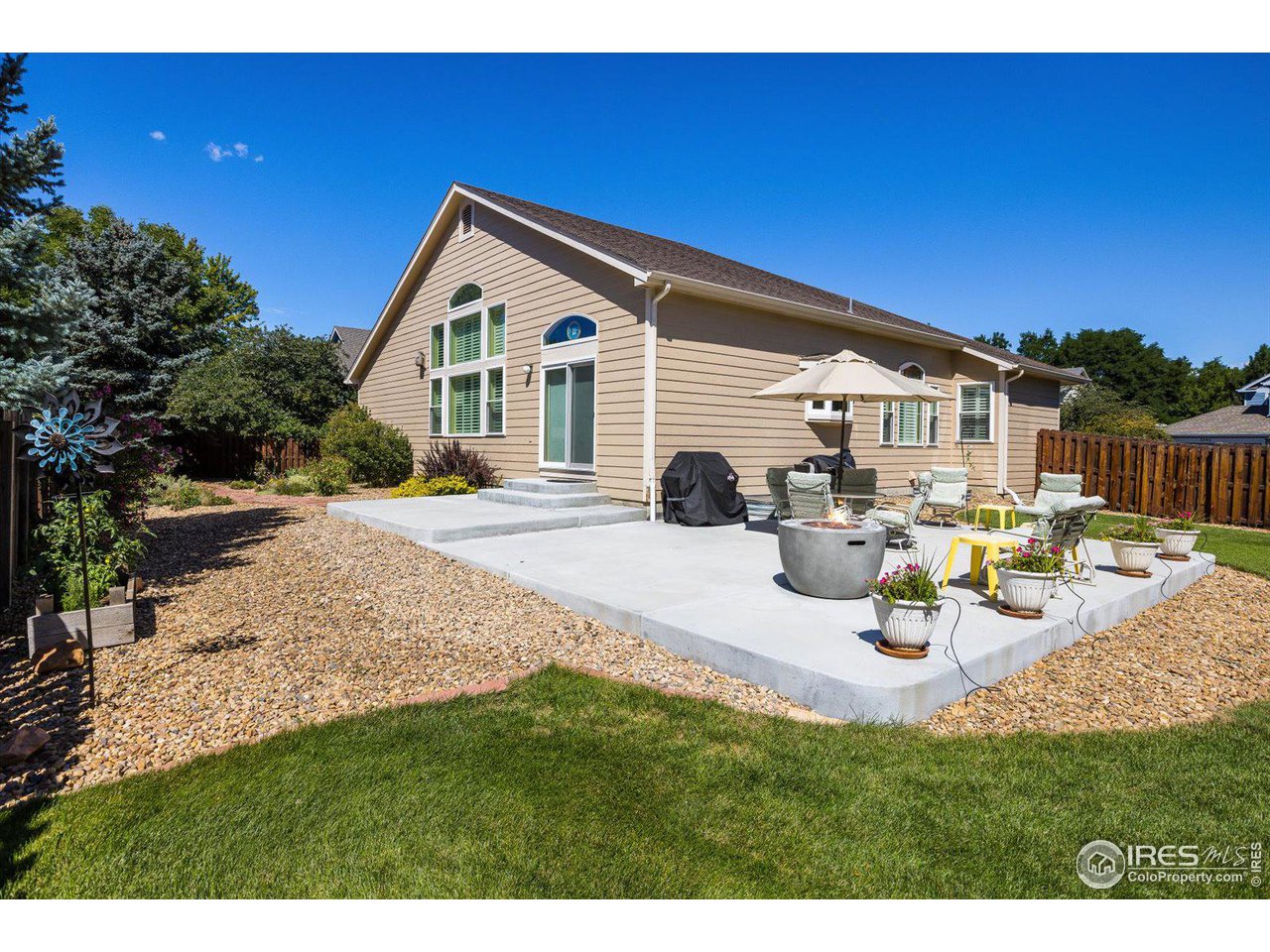 2740 Prairie Ridge Court Lafayette, CO 80026 - Photo 19 of 40 Custom Patio