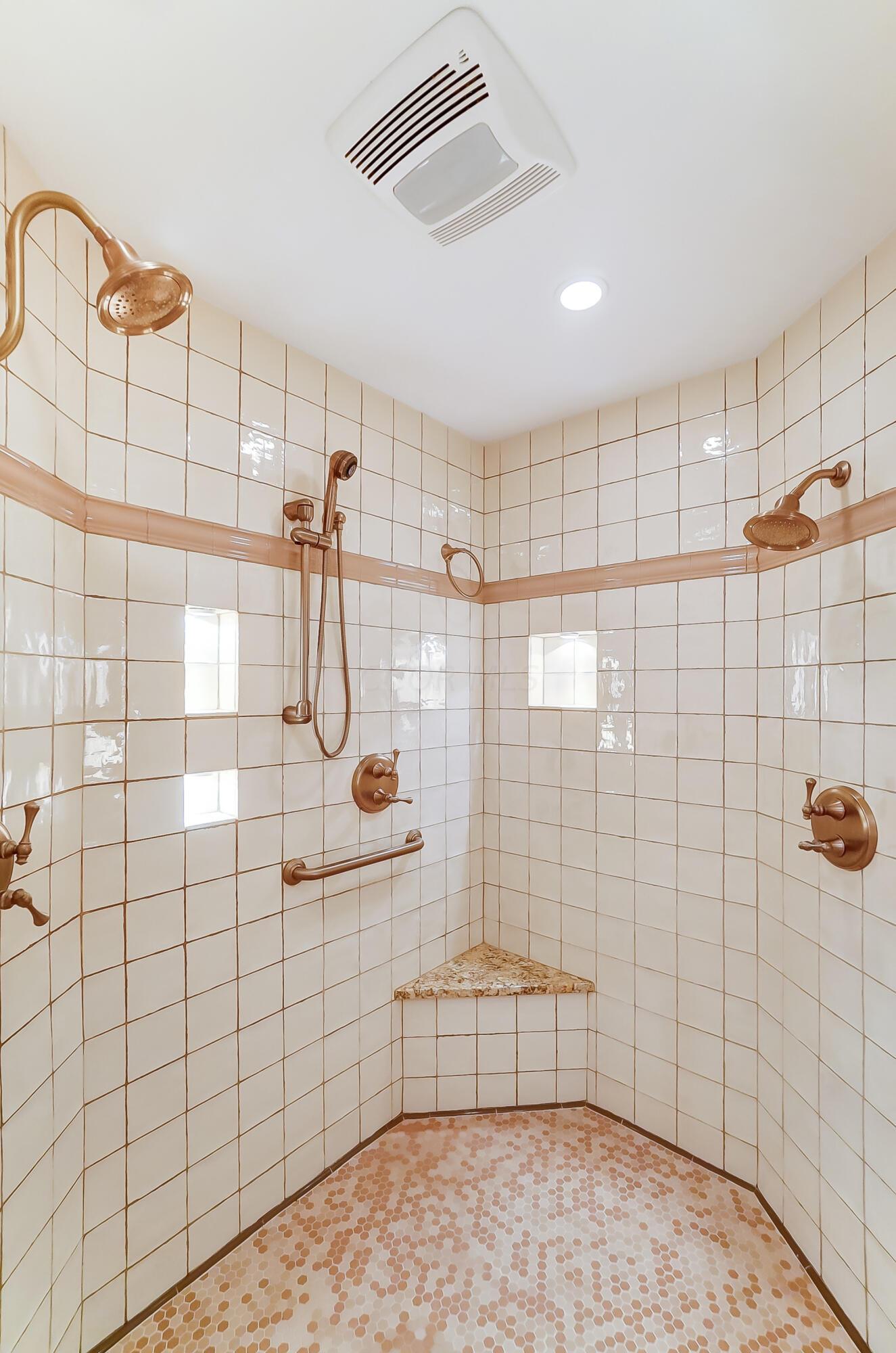 1874 Collingswood Road Upper Arlington, OH 43221 - Photo 59 of 113 063