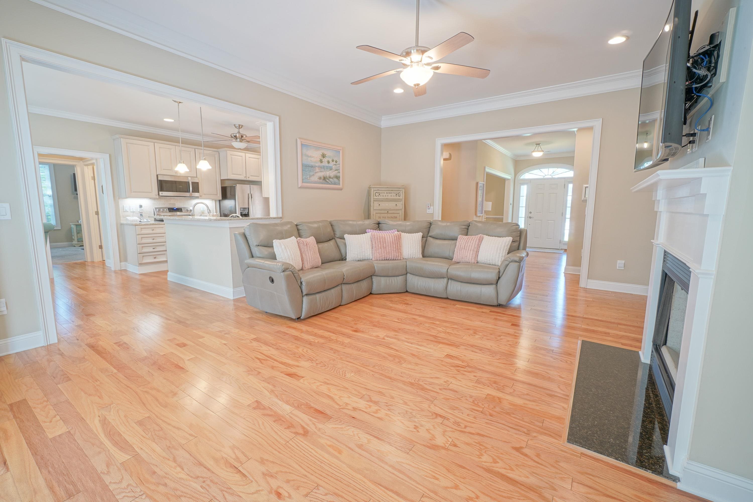 625 Whispering Pines Court Murrells Inlet, SC 29576 - Photo 6 of 35