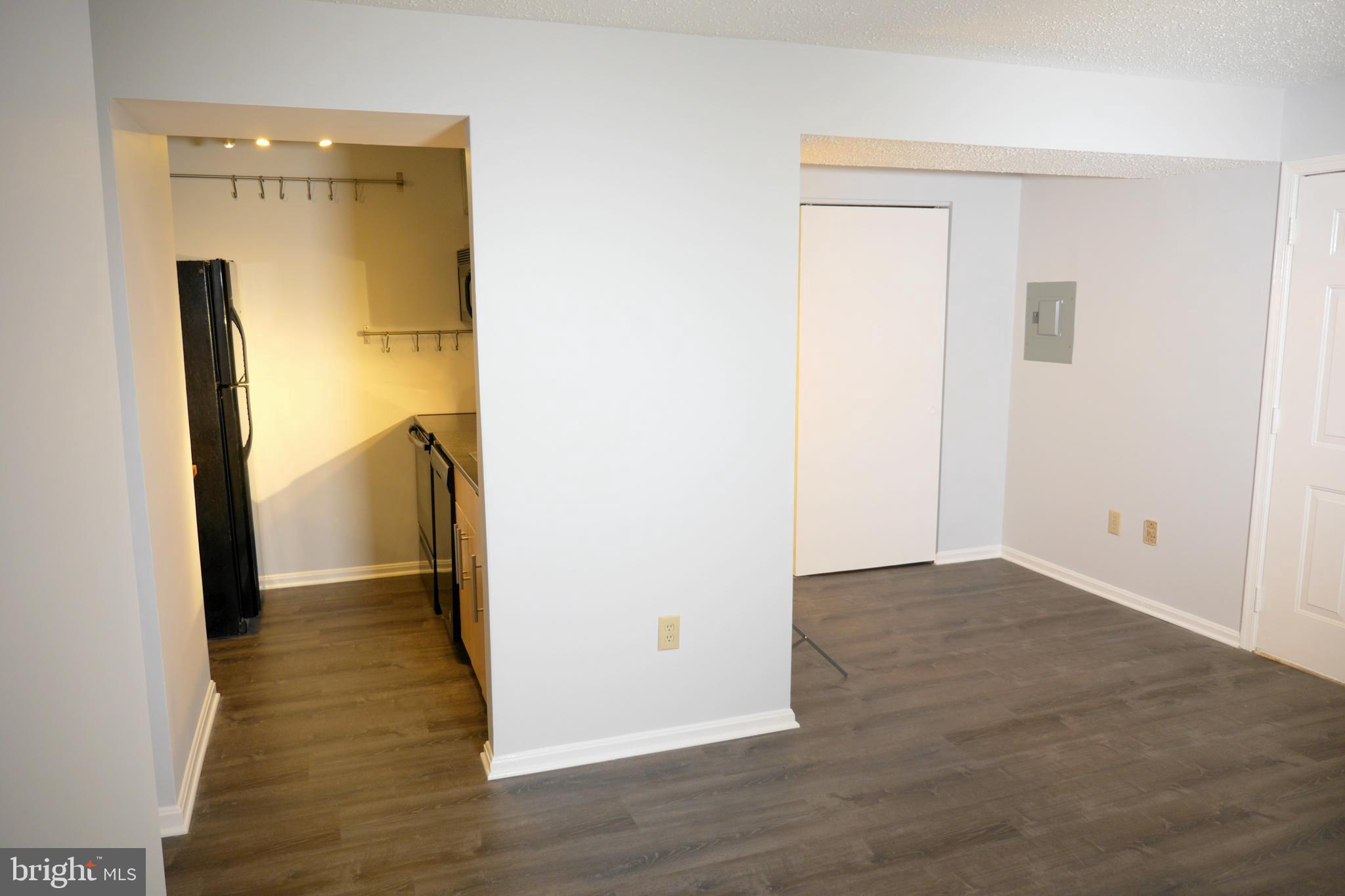 1601 Carriage House Terrace, Unit G Silver Spring, MD 20904 - Photo 6 of 16 Main Living area