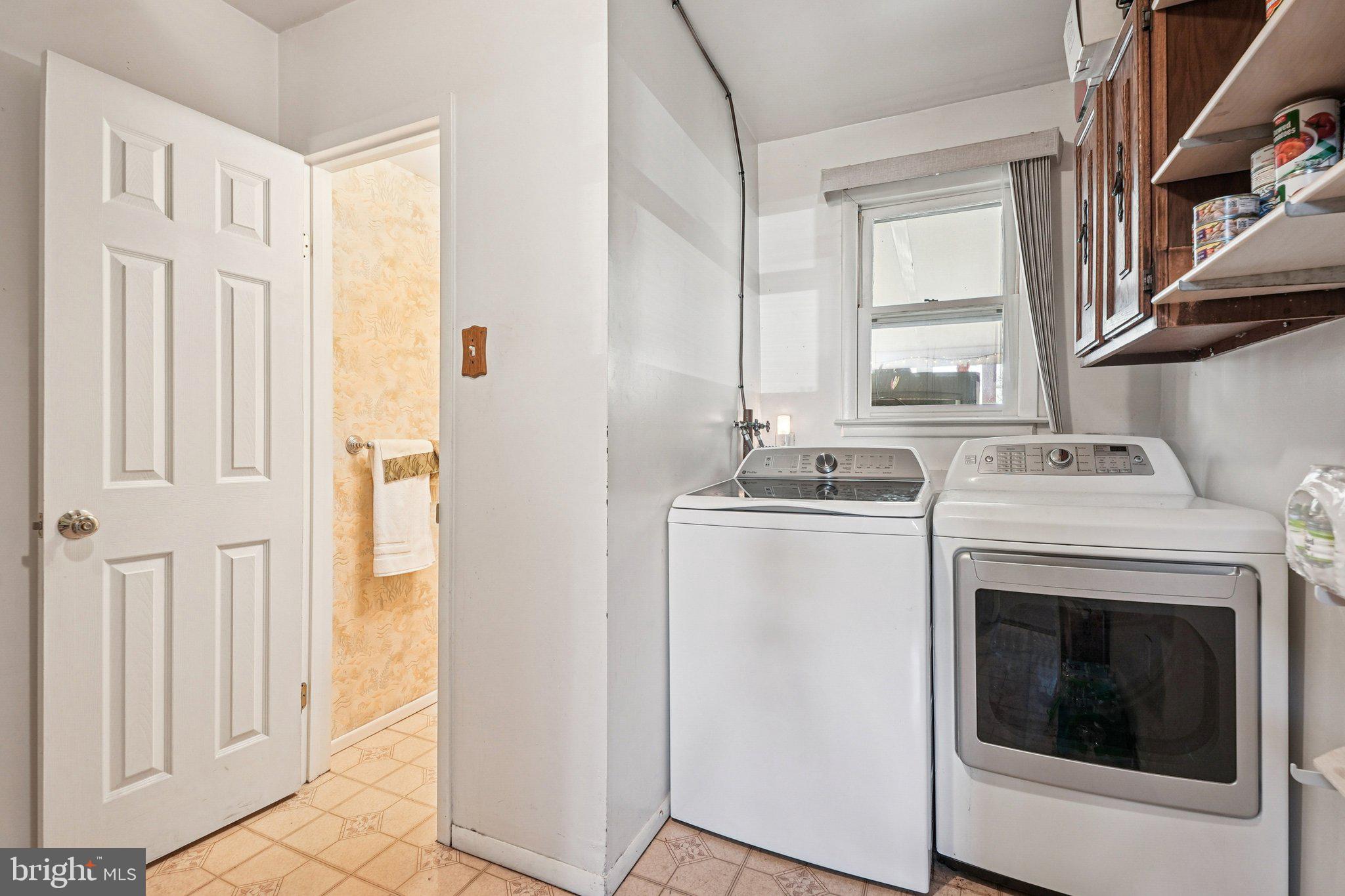 41 Harding Street Ewing, NJ 08618 - Photo 30 of 50 a utility room with dryer and washer