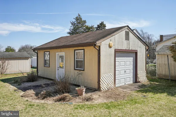$825,000 | 41 Harding Street, Ewing, NJ 08618