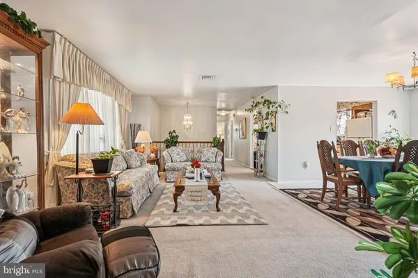 $825,000 | 41 Harding Street, Ewing, NJ 08618