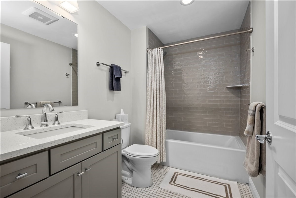32 Hawk Lane, Unit 48 Framingham, MA 01701 - Photo 28 of 35