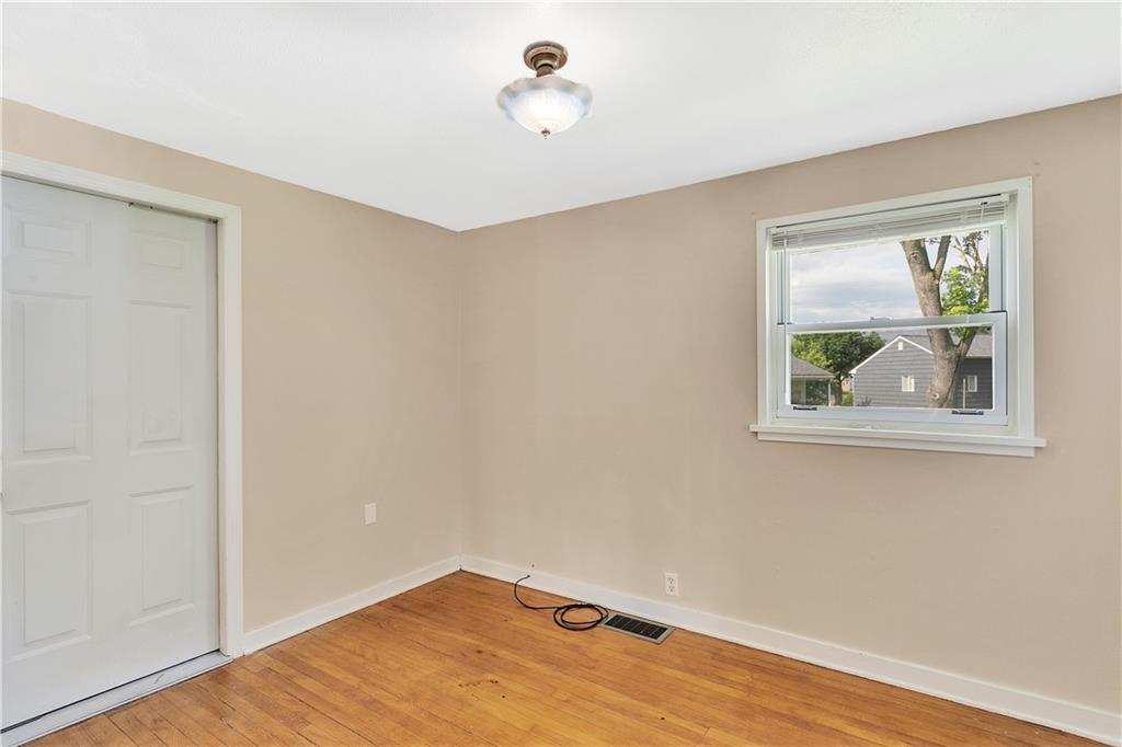 737 Golf Course Road Aliquippa, PA 15001 - Photo 22 of 25 Gallery Image 22
