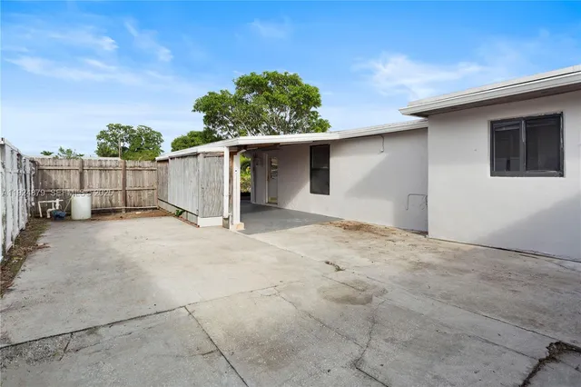 $475,000 | 1410 Northwest 42nd Street, Fort Lauderdale, FL 33309