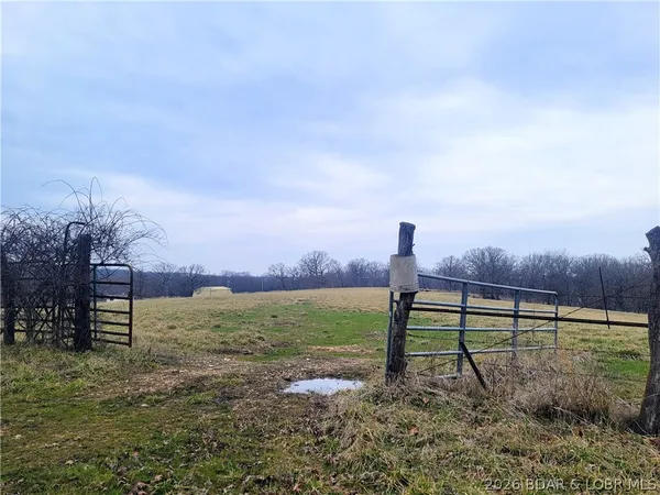 $595,000 | Undisclosed Address, Versailles, MO 65084
