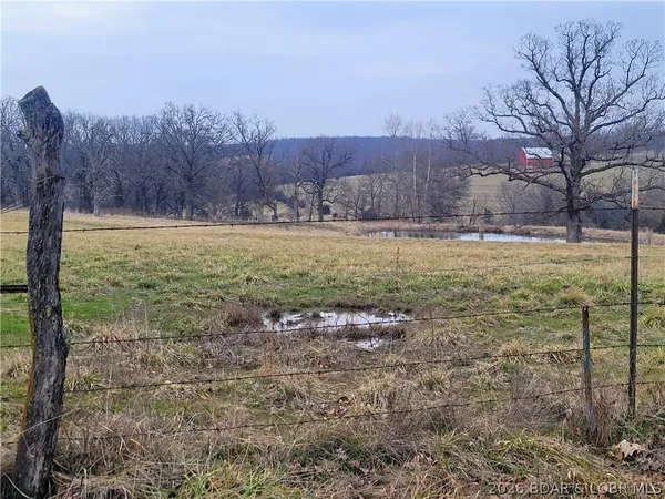 $595,000 | Undisclosed Address, Versailles, MO 65084