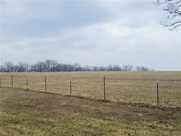 $595,000 | Undisclosed Address, Versailles, MO 65084