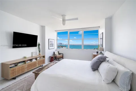 $1,199,000 | 20 Island Avenue, Unit 1401, Miami Beach, FL 33139