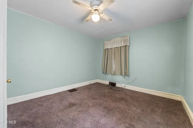 $159,000 | 13390 Glenbrook Avenue, Meadowview, VA 24361