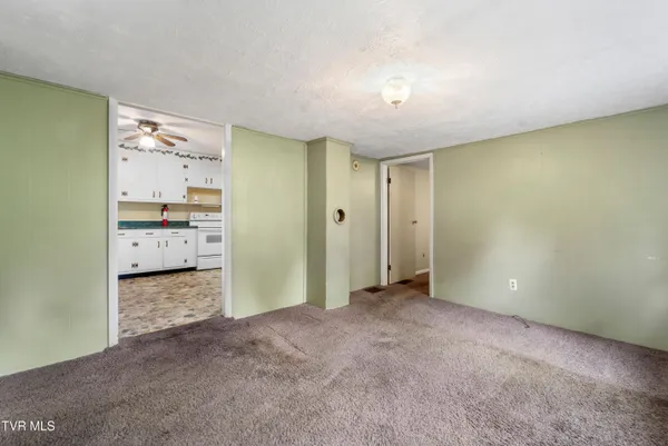 $159,000 | 13390 Glenbrook Avenue, Meadowview, VA 24361