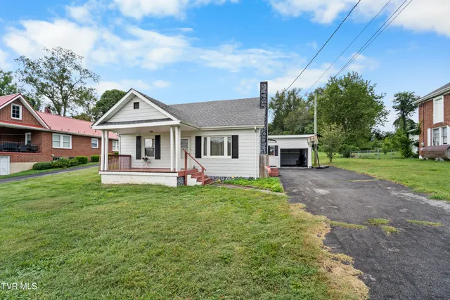 $159,000 | 13390 Glenbrook Avenue, Meadowview, VA 24361