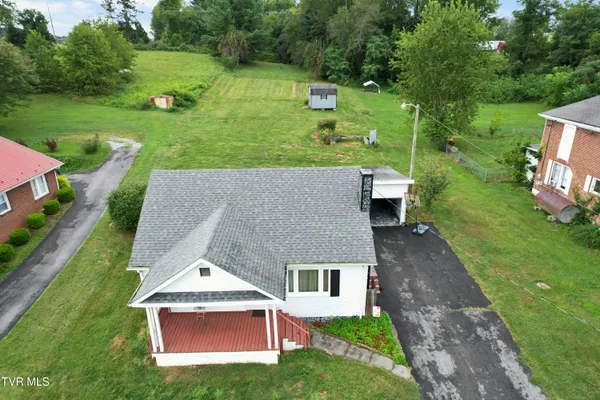 $159,000 | 13390 Glenbrook Avenue, Meadowview, VA 24361