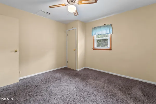 $159,000 | 13390 Glenbrook Avenue, Meadowview, VA 24361