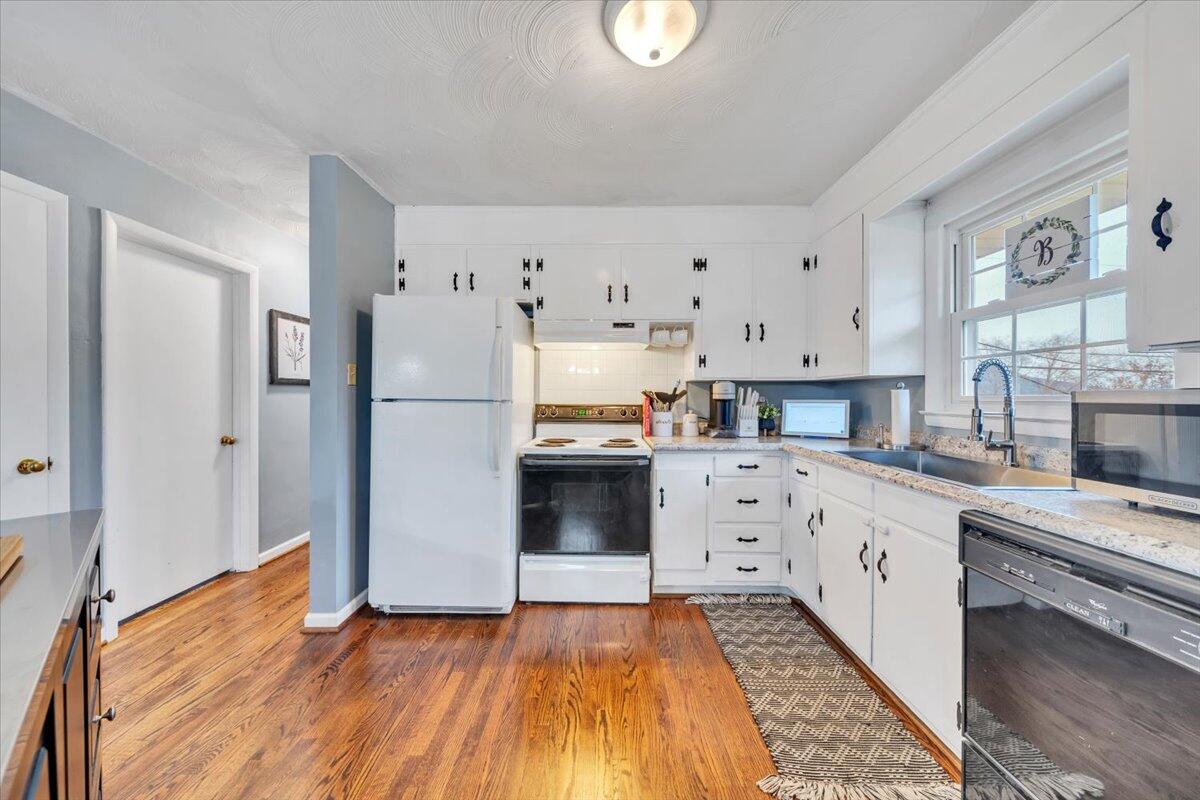 5907 Darby Road Roanoke, VA 24012 - Photo 10 of 41 10-MIB02169