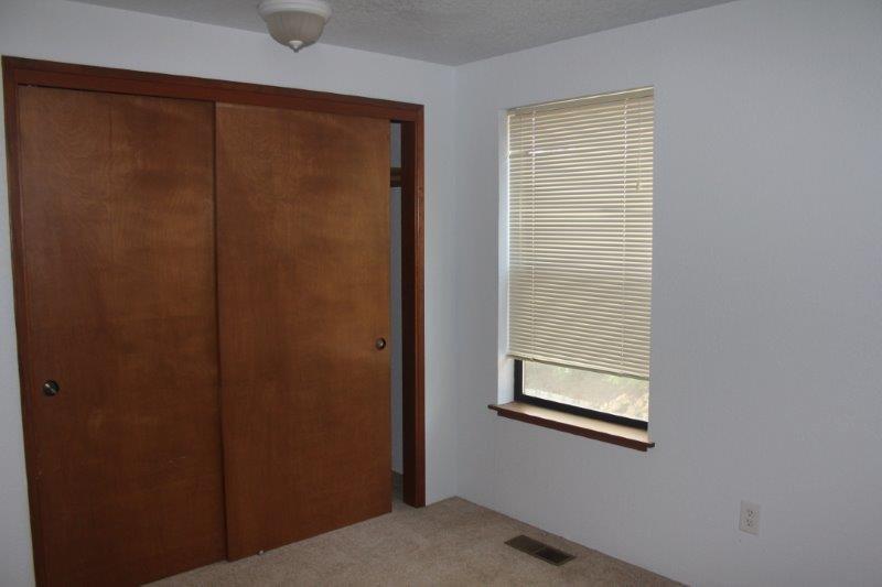 6042 Hillcrest Road Medford, OR 97504 - Photo 17 of 35 Additional Photo