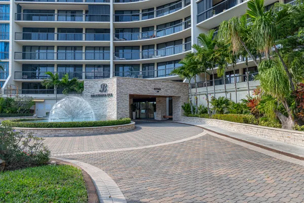 $4,250 | 4740 South Ocean Boulevard, Unit 315A, Highland Beach, FL 33487
