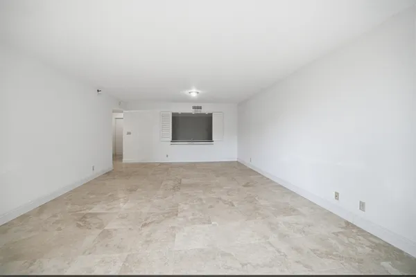 $4,250 | 4740 South Ocean Boulevard, Unit 315A, Highland Beach, FL 33487