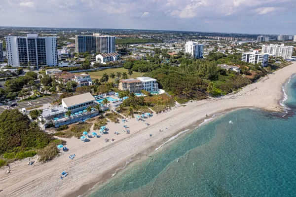 $4,250 | 4740 South Ocean Boulevard, Unit 315A, Highland Beach, FL 33487