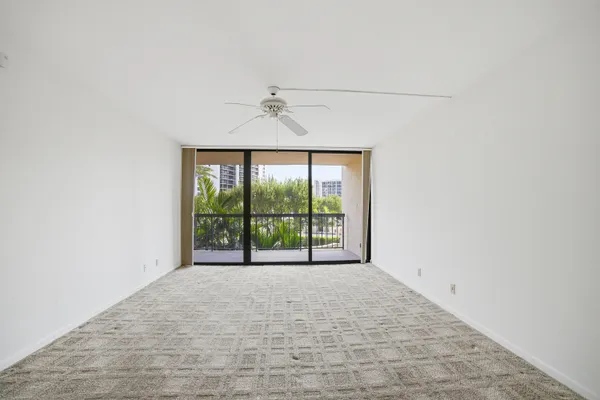 $4,250 | 4740 South Ocean Boulevard, Unit 315A, Highland Beach, FL 33487