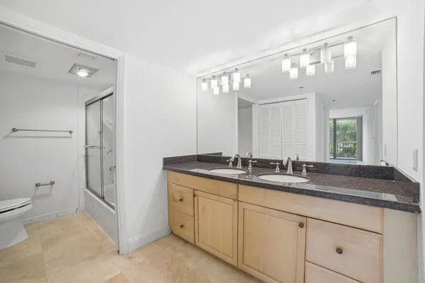$4,250 | 4740 South Ocean Boulevard, Unit 315A, Highland Beach, FL 33487