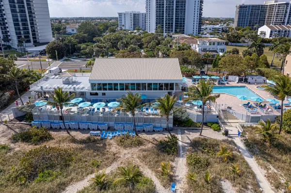 $4,250 | 4740 South Ocean Boulevard, Unit 315A, Highland Beach, FL 33487