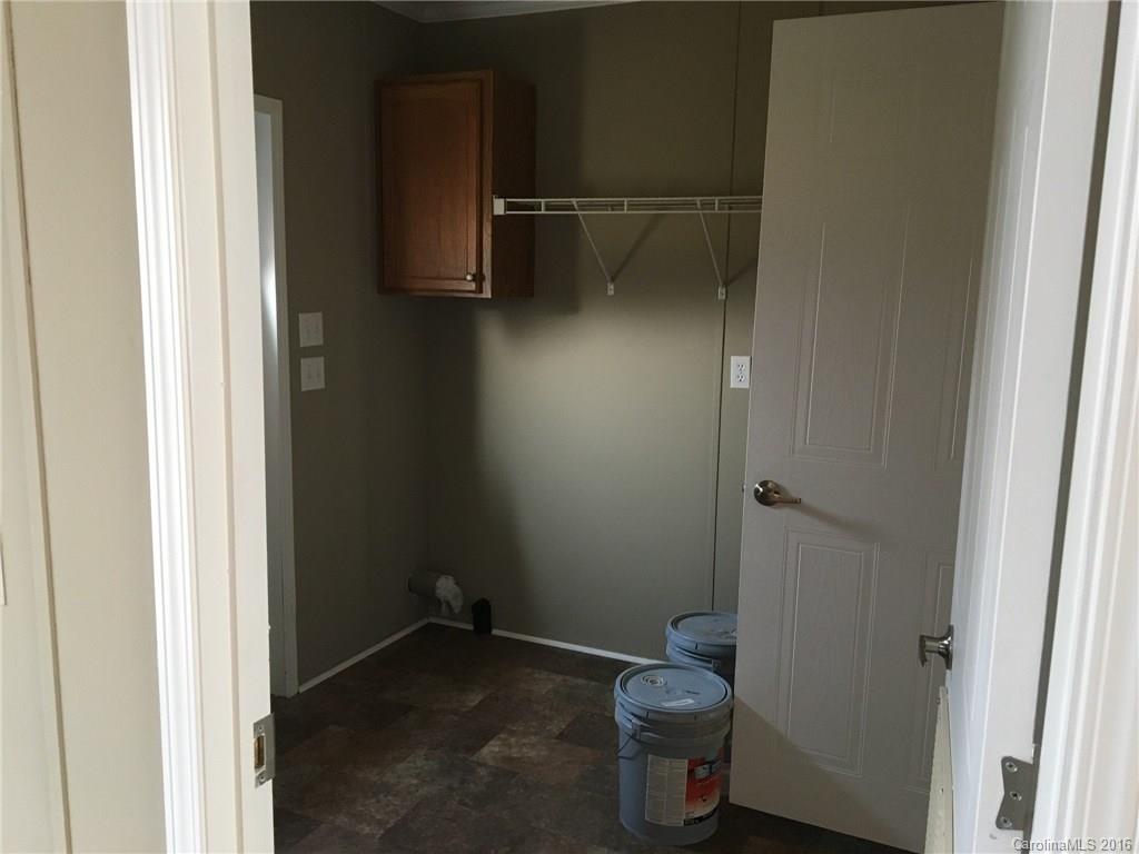 4860 Yoder Road Crouse, NC 28033 - Photo 9 of 20 a bathroom with a toilet and a shower