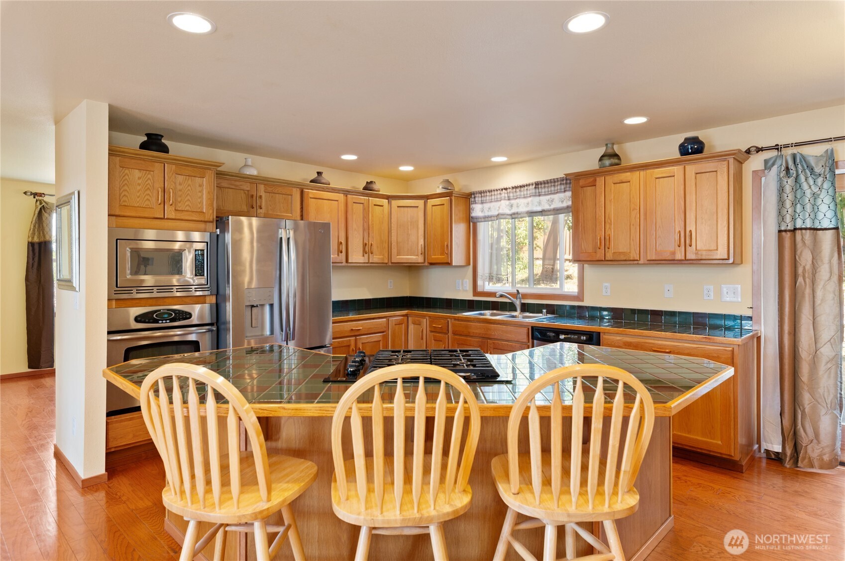 3215 Rickey Road Bremerton, WA 98310 - Photo 5 of 36 Gallery Image 5