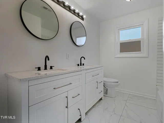 $299,000 | 813 Morison Avenue, Kingsport, TN 37660